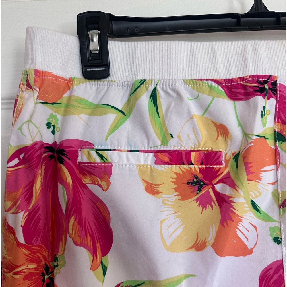 Chico’s size 3(XL/16) Tropical Crop Pants - Picture 7 of 7